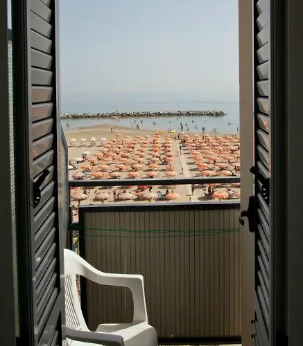 Hotel Cosmopolita 2*