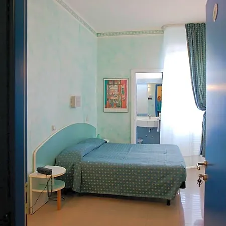 Cosmopolita 2*